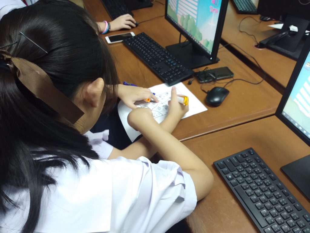 Unplugged Programming: Graph Coloring – Nattapon's Blog